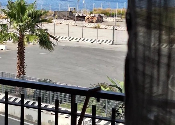 La Zagara Rooms 招待所 3*