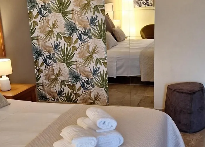 La Zagara Rooms 招待所 3*